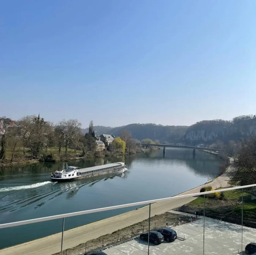 La-vue-depuis-le-balcon-dIsabelle